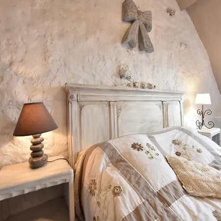 Charming In France For A Private Getaway Mezy-Moulins